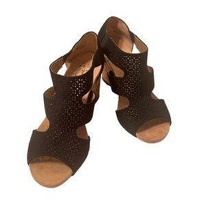 Life Stride Soft system Flex Open Toed Cutwork Wedge Black Shoes Size 10 W